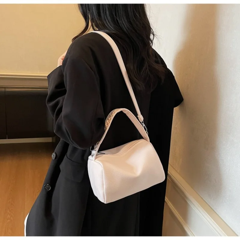 حقيبة ماسنجر نسائية مصنوعة من الجلد الصناعي كاجوال أيرلندا الراقية ذات المظهر اليومي الناعم والواسع #2