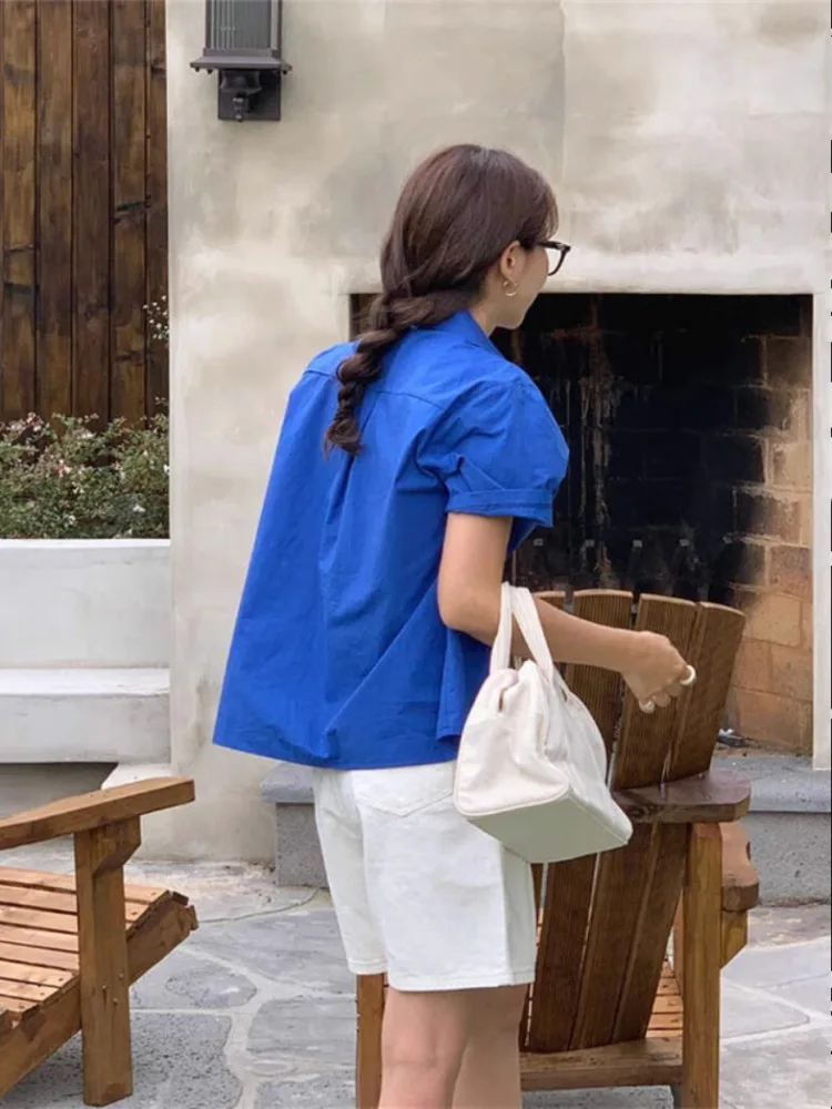 

Женский свободный крой Klein Blue Cotton irt, летний тонкий ort Sve Faionable White Design Hong Kong Sle Commute Sle Pur...
