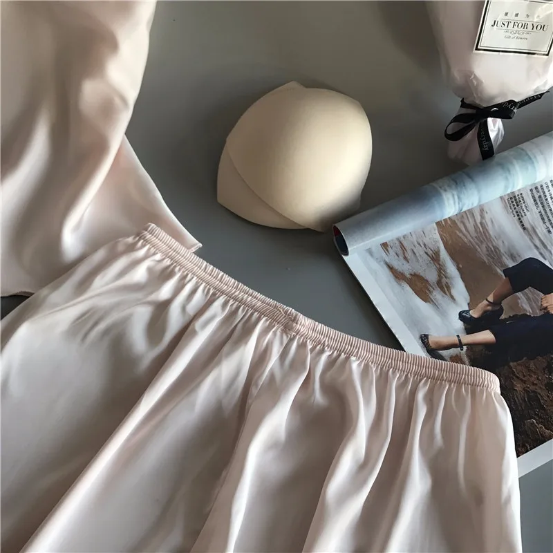 

Women Pajama Set Fashion V Neck Stretch Satin Babydoll Lace Sexy Lingerie Bowknot Nightgown Sleep Shorts Set Sleepwear