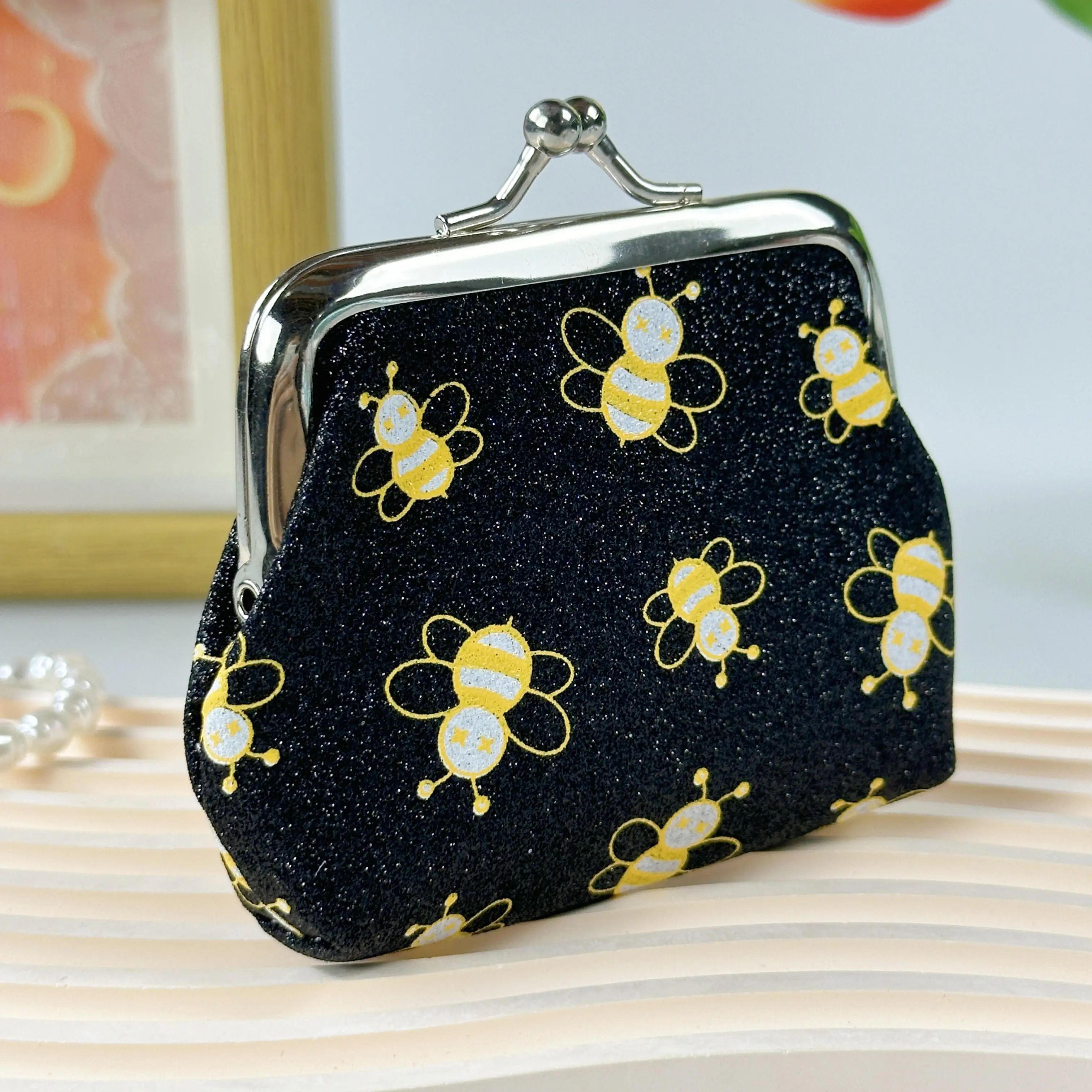 Small Bee Coin Purse Coin Bag Buckle Small Bag