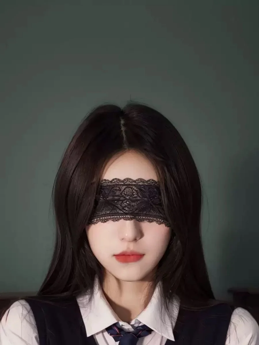 Sexy Lace Eye Mask Black Floral Blindfold for Women Men Couples Role Play Costume Accessory Halloween Party Supplies view 2