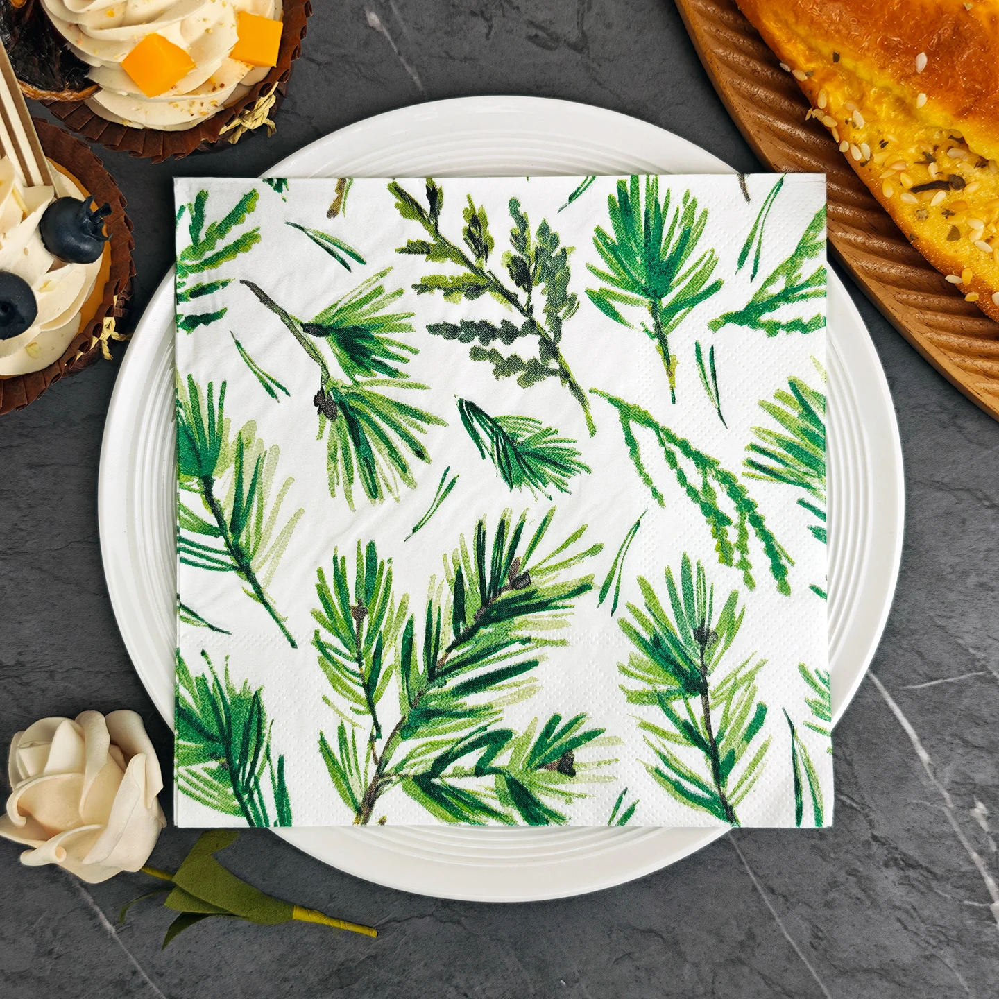20/50pcs 33*33cm 2ply Pine Leaf Printed paper Napkins Suitab
