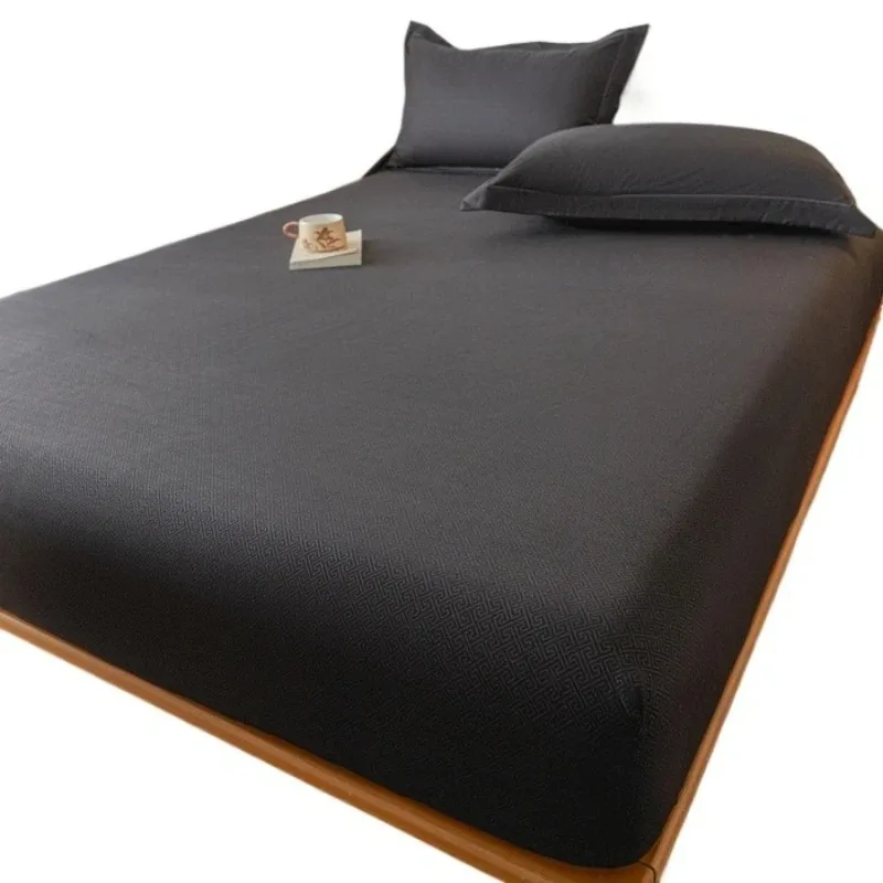 Skin-Friendly Antibacterial Queen King Size Mattress Protector Soft Brushed Fabric Deep Pocket Anti-slip Single Fitted Bed Sheet