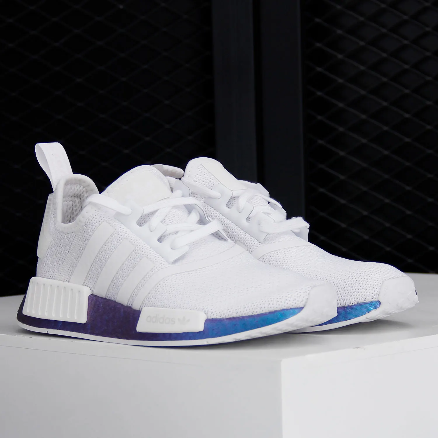 

Adidas Genuine New Unisex Originals NMD_R1 Casual Shoes FV5344