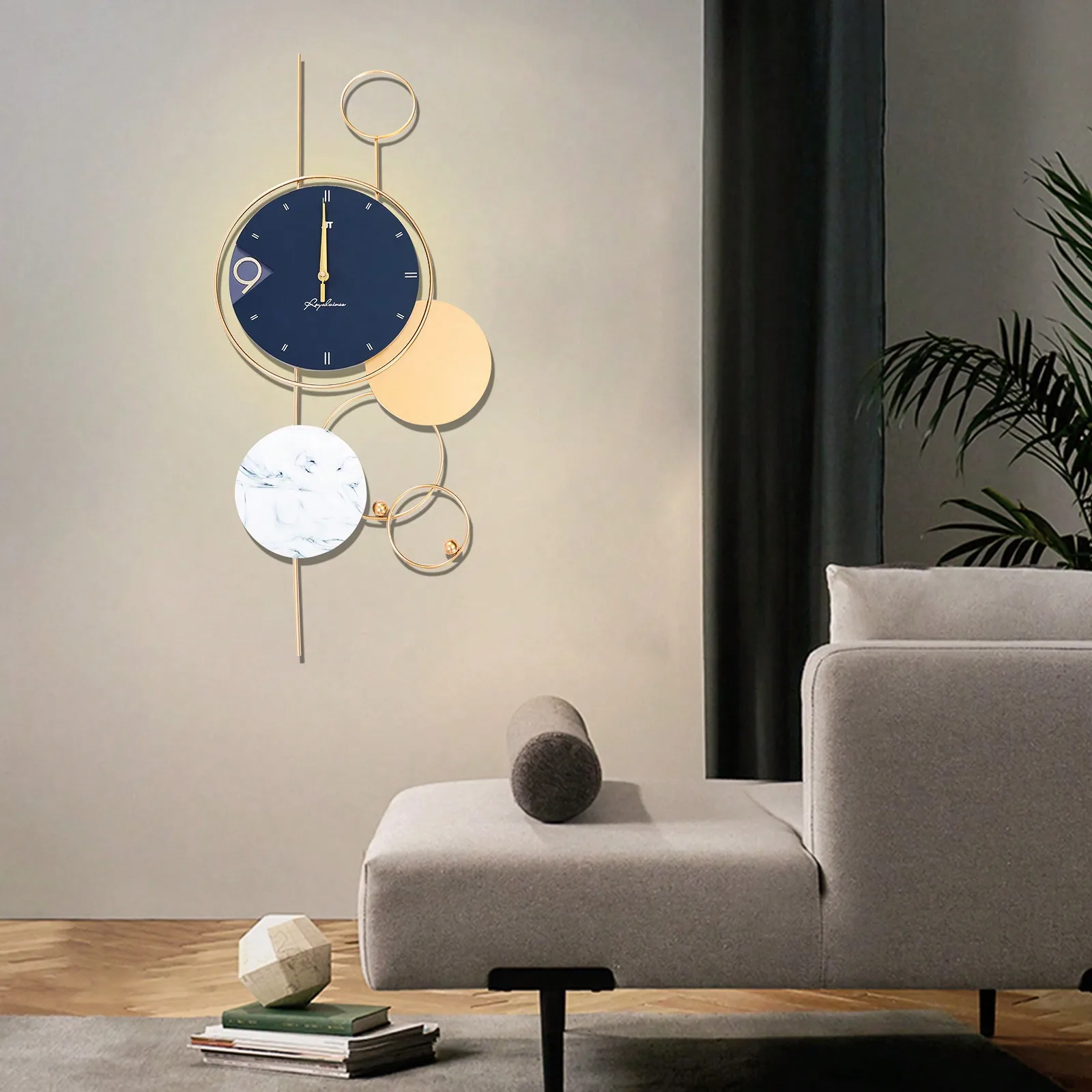 

Big Wall Clocks for Living Room Decor Indoor Metal Gold Chic Decorative Wall Clock Battery Operated Silent Non-Ticking Clock