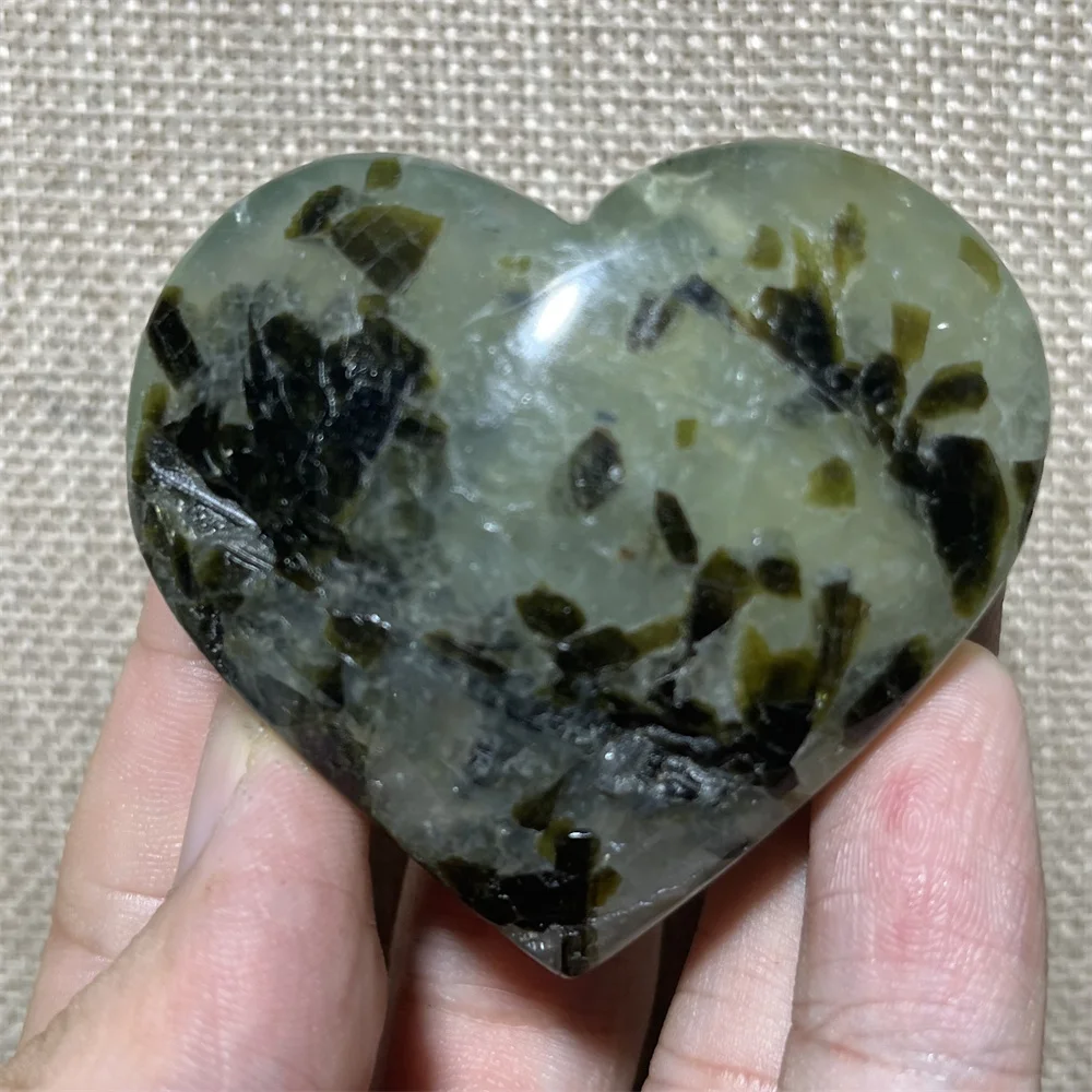 Green Grape Prehnite Hair Tourmaline Agate Natural Stone Heart Crystal Quartz Minerals  Wicca Home Decoration Room