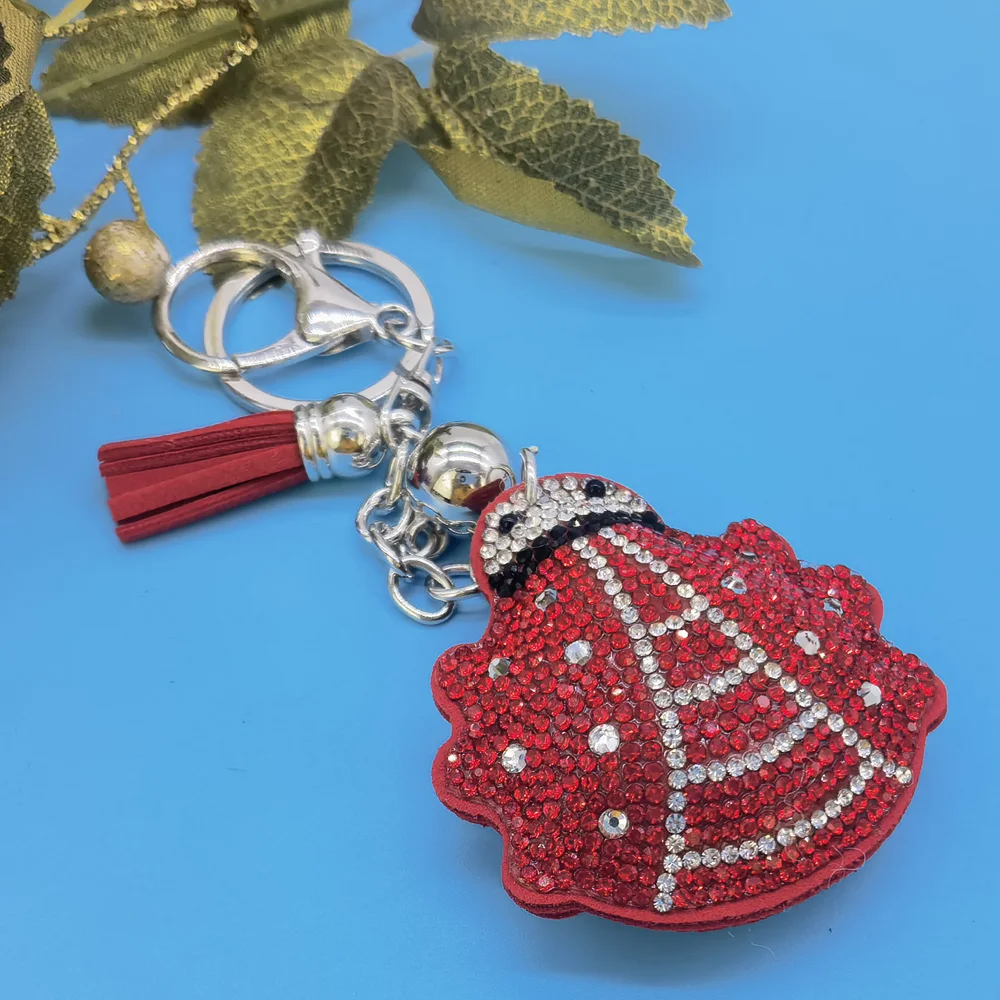 Ladybug Tassel Crystal Keychain Bag Charm for Women/Men Ladybird Key Chain Accessories Jewelry llaveros para mujer lujo