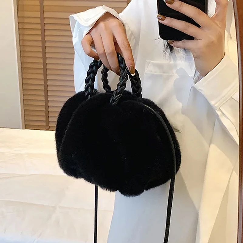 Plush Handbag Autumn Winter Senior Sense Pumpkin Bag Fashion Versatile Cloud Pleated Bag Portable Faux Fur Bag Fluffy Female Bag