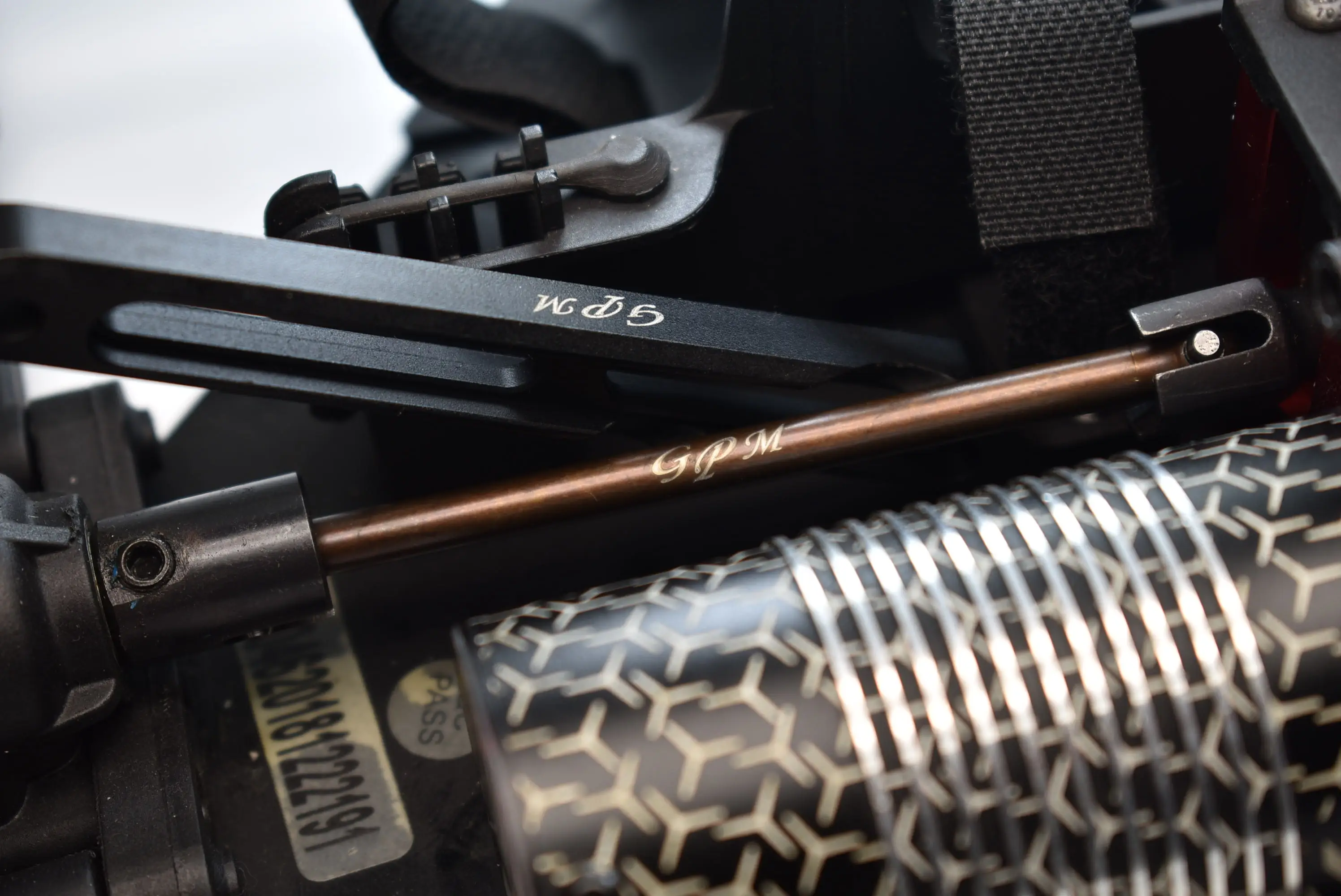 Os de chien central en acier GPM S2, pour ARRMA 1/8 Typhon 6S notoire Kraton V6, livraison rapide et sans souci, après-vente