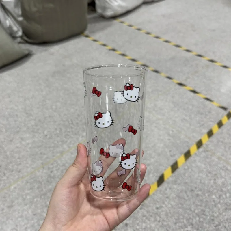 Kawaii Hello Kitty ชั้นเดียวถ้วยความจุขนาดใหญ่ทนความร้อนน้ําอาหารเช้านมกาแฟถ้วยน้ําผลไม้ขายส่งวันหยุดของขวัญ
