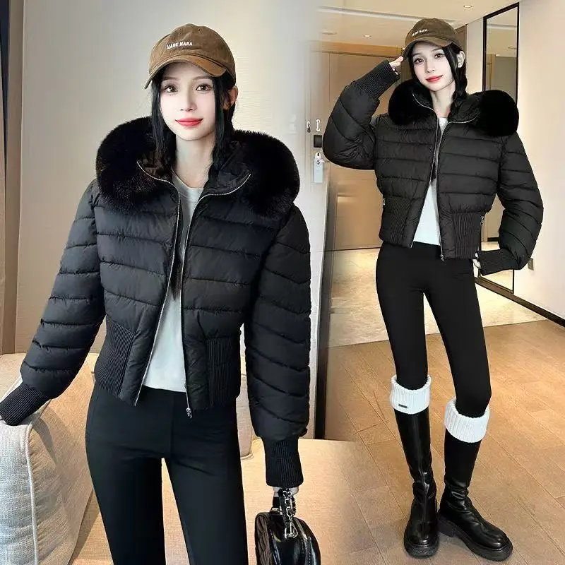 High-waisted European Short Cotton Padded Parkas Coat 2025 Winter New Removing Cap Warm Cotton Jacket Hooded Fashion Outwear Top