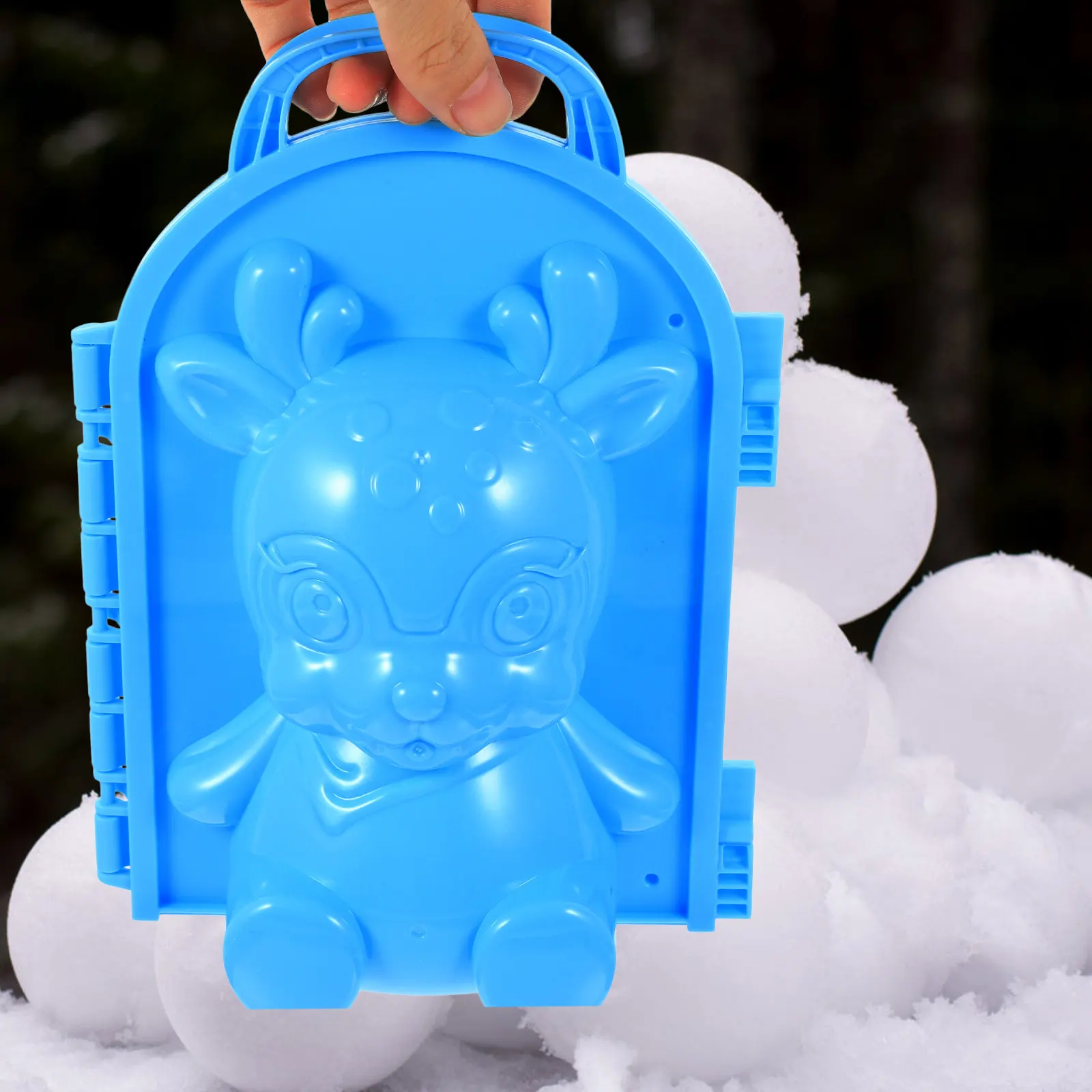 

2Pcs Adorable Sika Shape Snow Mold Kids Winter Making Tool Outdoor Game Sand Beach Activity Fun Family Bonding Creative