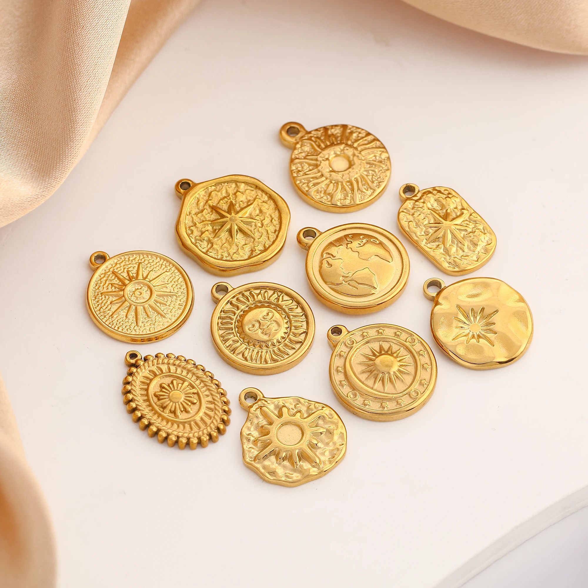 3 Stück Vintage Sonne/Stern/Erde Sonne Charm 3D Prägung Sunburst Edelstahl Anhänger DIY Armband Halskette Erkenntnisse Schmuckherstellung – Detail 3