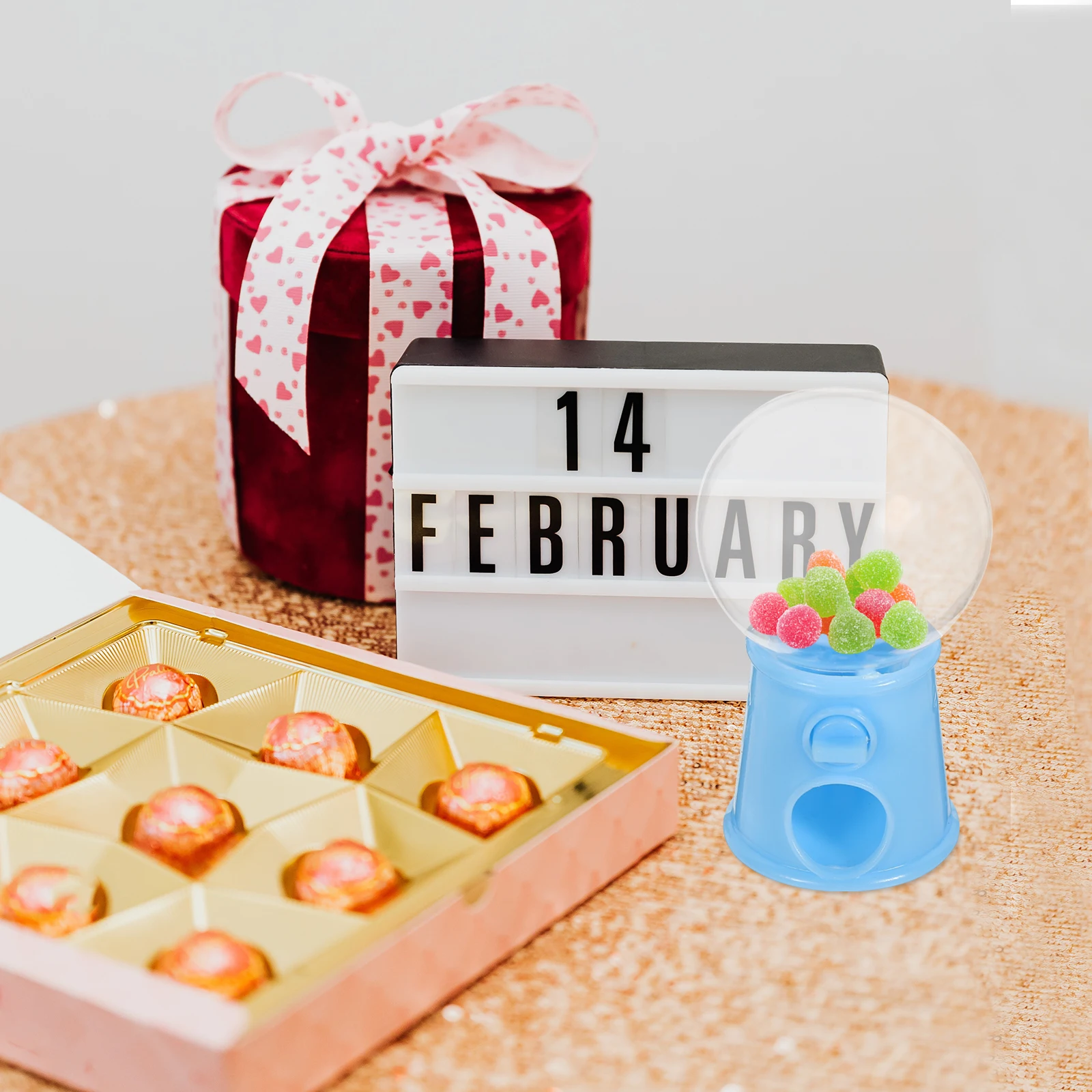 

12pcs Kids Candy Dispenser Machine Mini Gumballs Hand-Eye Coordination Plaything Plastic Vending Game Portable Twisting Bank Box