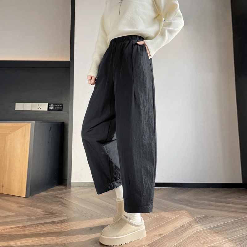 Pantaloni di cotone caldi Autunno Inverno Nuovo Sle Casual Pantaloni di cotone a nove punti per donna Pantaloni a gamba dritta leggeri