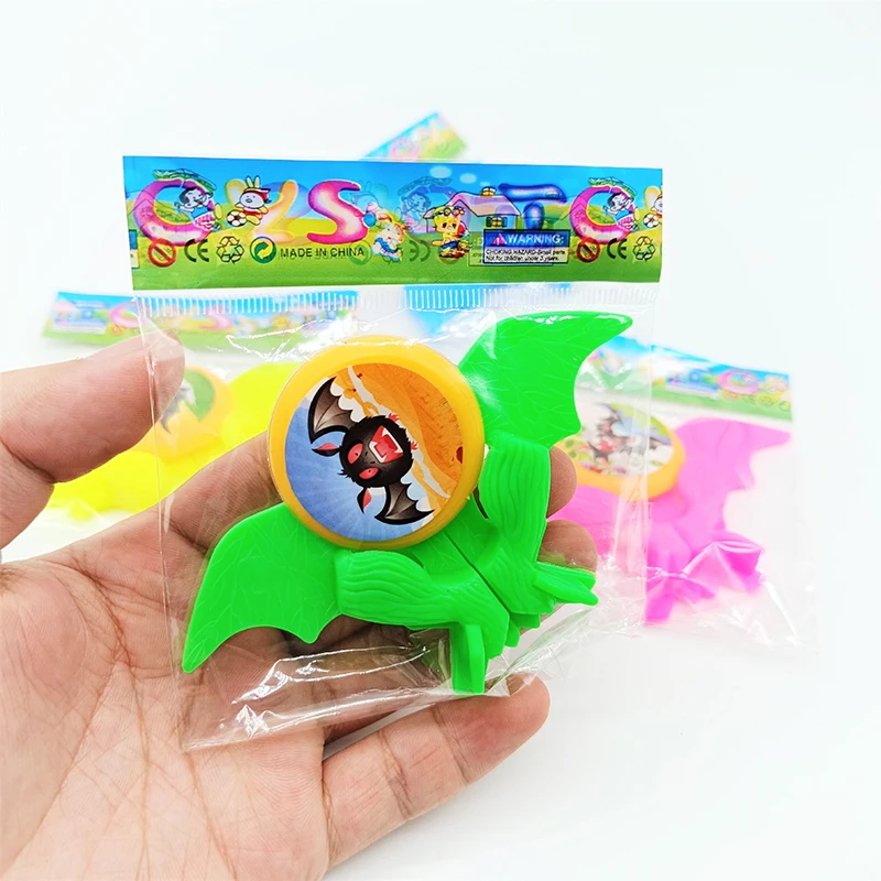 

10Pcs Funny Kids Toy Halloween Gift Cute Bat Flying Saucer Launcher Outdoor Toys Small Toys For Kids Birthday Party Favors