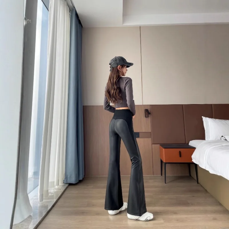 가을 겨울 여성용 얇은 벨벳 약간 플레어드 가죽 바지, 배를 잡아주는 패션 여성용 하이웨이스트 슬리밍 바지