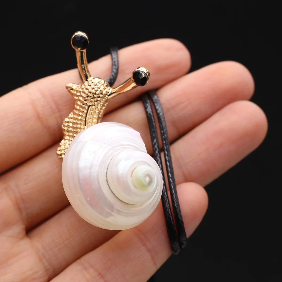 Natural Shell Retro Snail Shape Necklace Pendant  Exquisite Charms for Jewelry Making Diy Fine Fashion Necklace Accessories - Image 5
