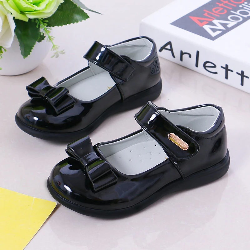 ULKNN 2025, neue Kinder-Lederschuhe, weinrot, flache Mädchen-Schuhe mit Party-Schuhen, Prinzessin, Grundschule, Performance-Schuhe für Kinder