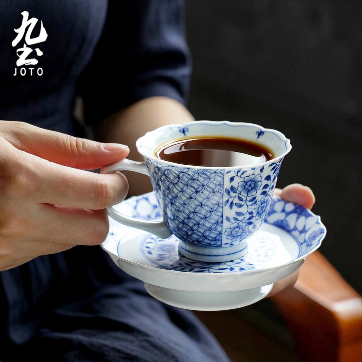 New‑Chinese Hand‑Painted Blue‑White Coffee Cup & Saucer, Vintage Afternoon Tea Set, Underglaze Color, Gift‑Boxed  CFR0179