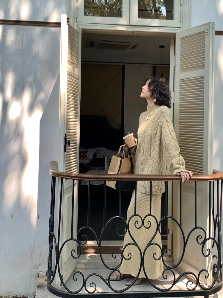 

Женский свободный вязаный свитер из смесовой шерсти в стиле ретро, осень-зима 2024, уютный, длинный, цветной