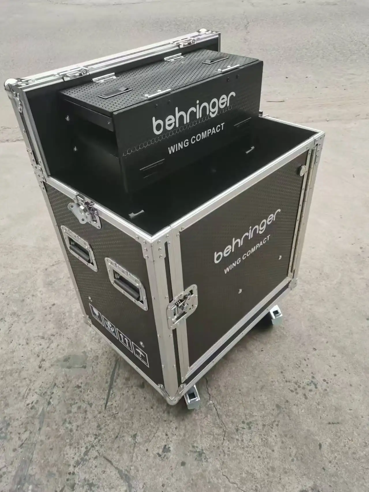 Behring WING COMPACT  Aviation Case Hydraulic Chassis All-in-one Strengthened Shockproof Cabinet Cabinet Protection Box Show