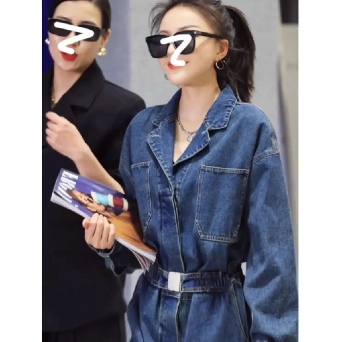 

Blue Denim Jumpsuit For Women 2025 New Style Fashionable Lapel, High-End Feeling Waist Belt, Loose Long Sleeved Jumpsuit