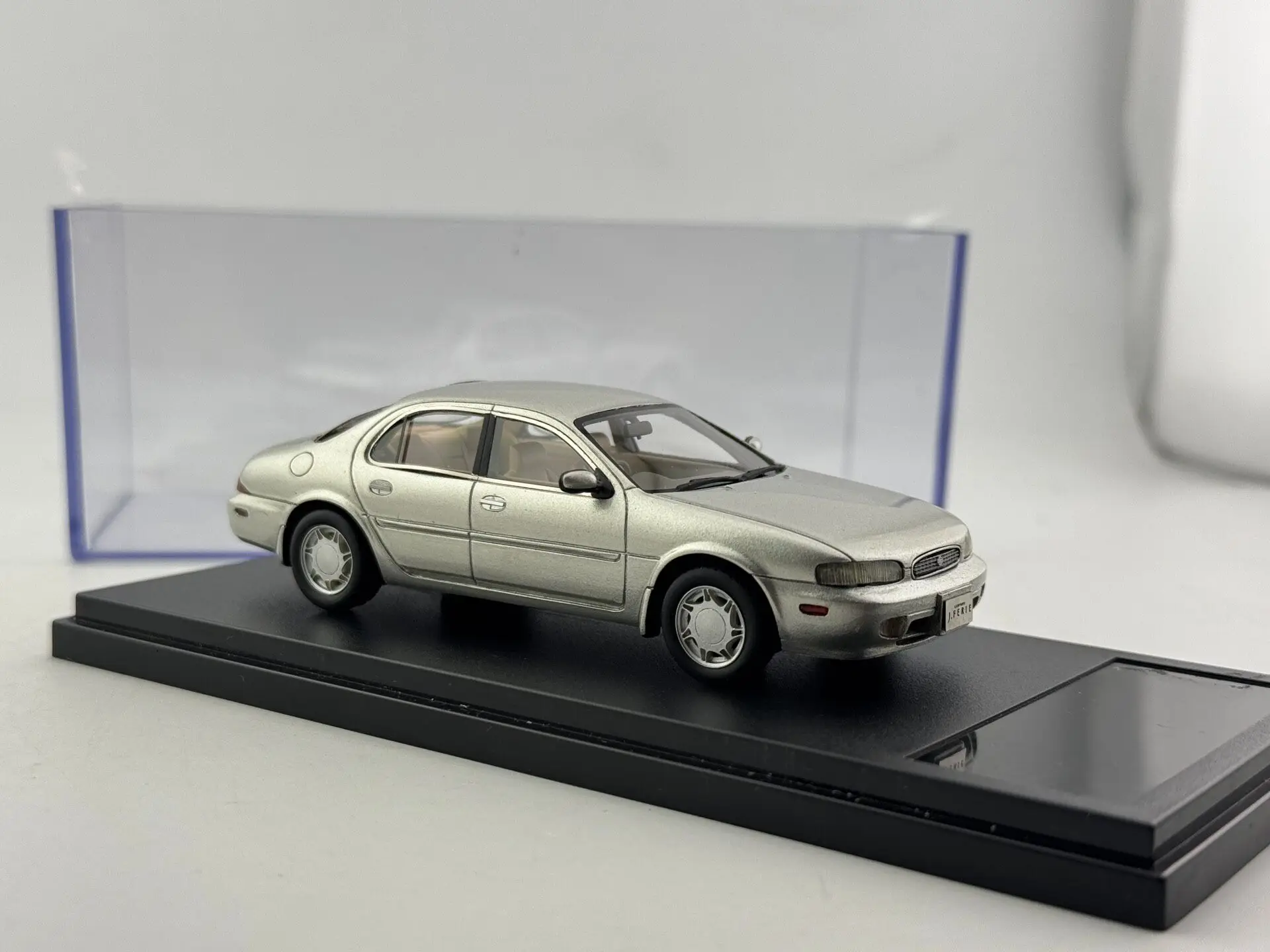 No Color Box  Explosion Window Flaws Hi Story 1/43 Scale Leopard Resin Car Model