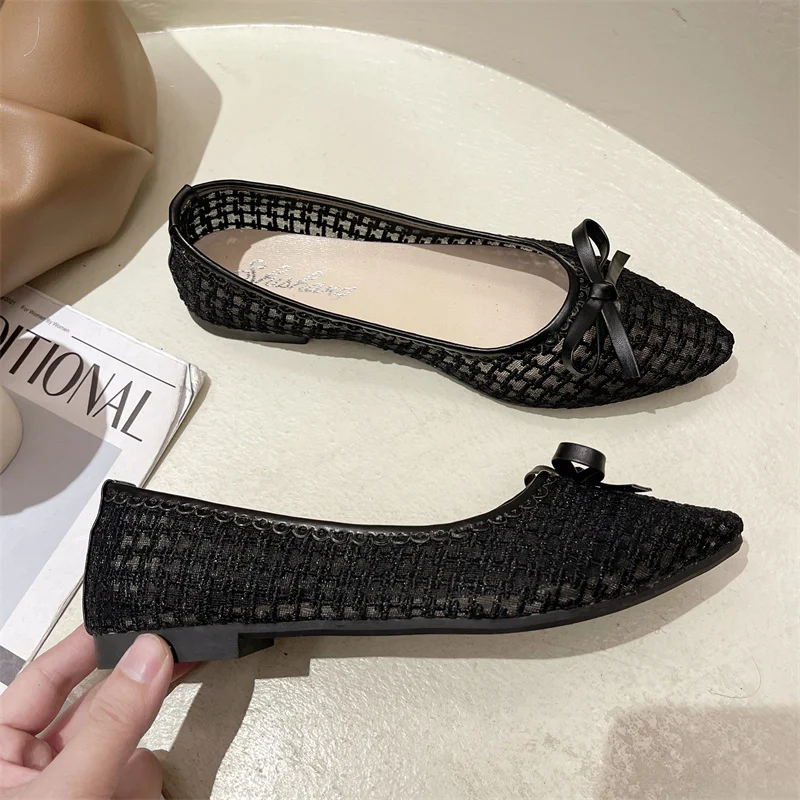 Summer Women's Shoes Mesh Lace Pointed Toe Flat Ladies Mesh Shoes Breathable Loafers Comfortable Slip on Non-slip Casual Sandals