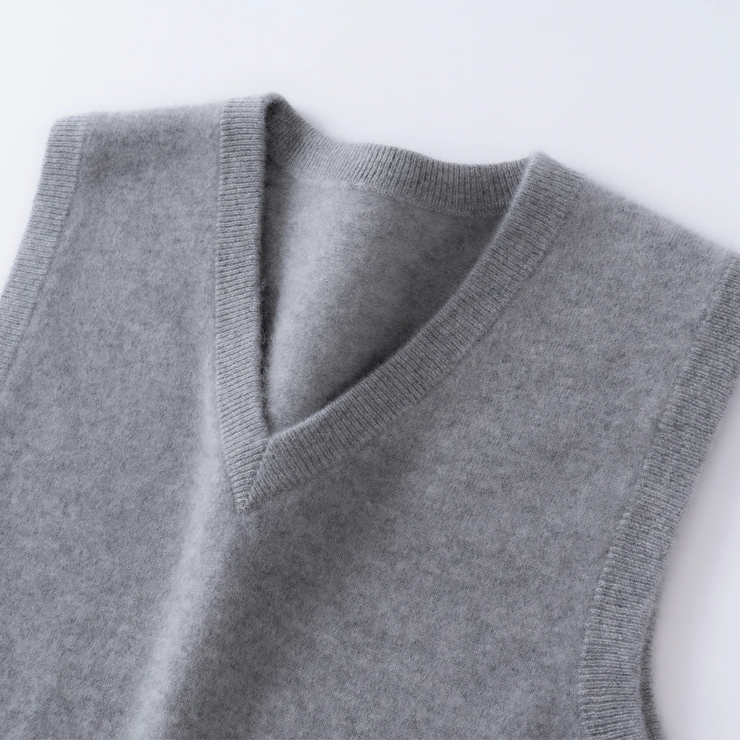 A-Class 100% Pure Cashmere Vest Men's V-Neck Knitted Sweater Vest Casual Business Sleeveless Camisole Versatile Spring Autumn...