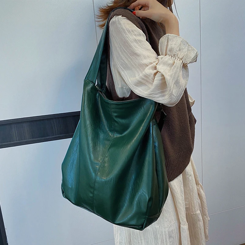 

2026 Spring European and American Style Fashion Shoulder Bag Large Capacity Crossbody Mummy Bag for Women Designer Luxury