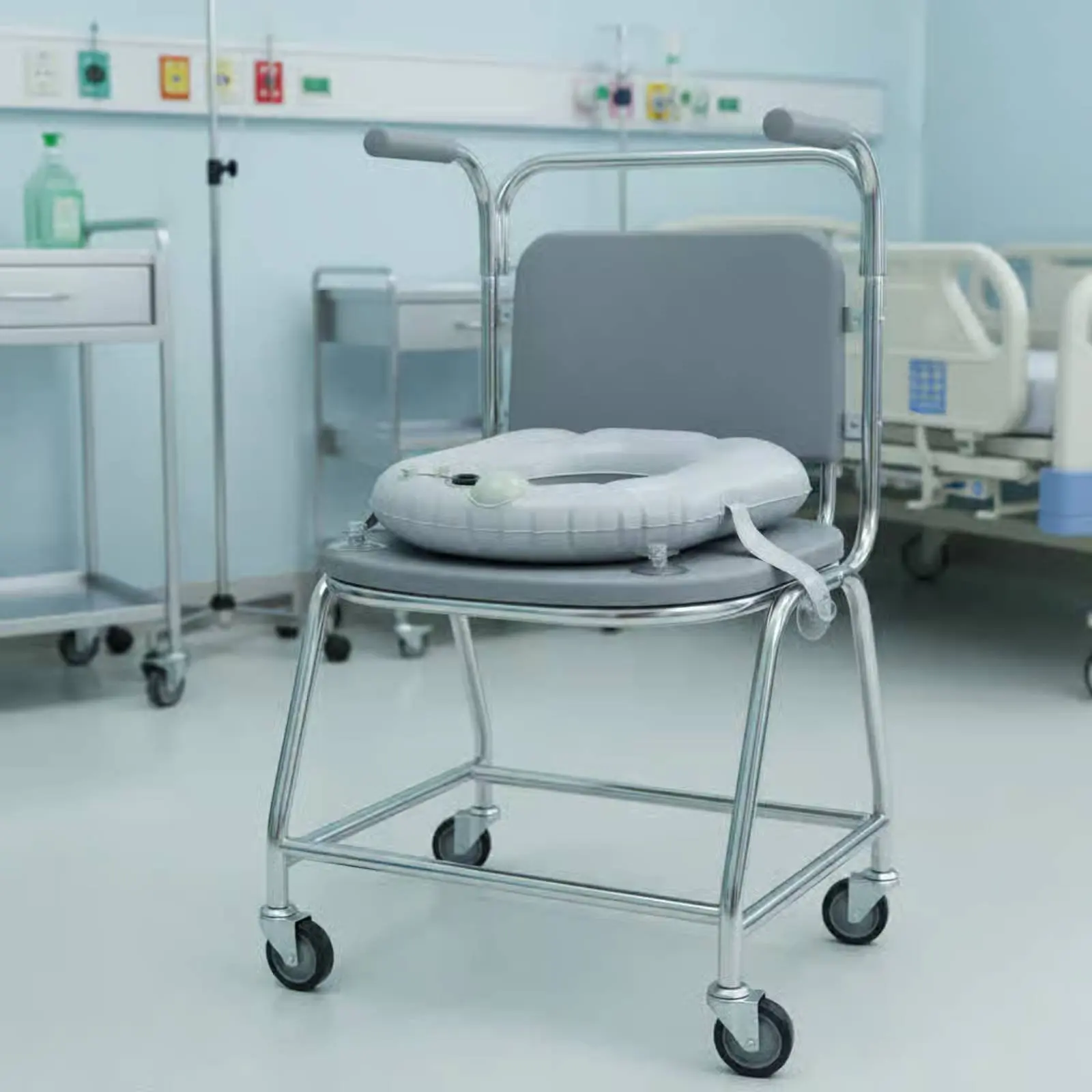 Inflatable Toilet Seat Pad Easy to Clean Suction Disc Toilet Seat Cover Individual Care Aid for Post-Surgery Patients, Hospital