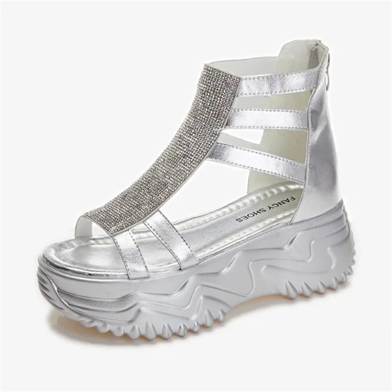 7cm Sommer neue Reiß verschluss Damen römische Dermis offene Zehen Strass Damen Sandalen lässige Mode dicke Sohle Strands andale