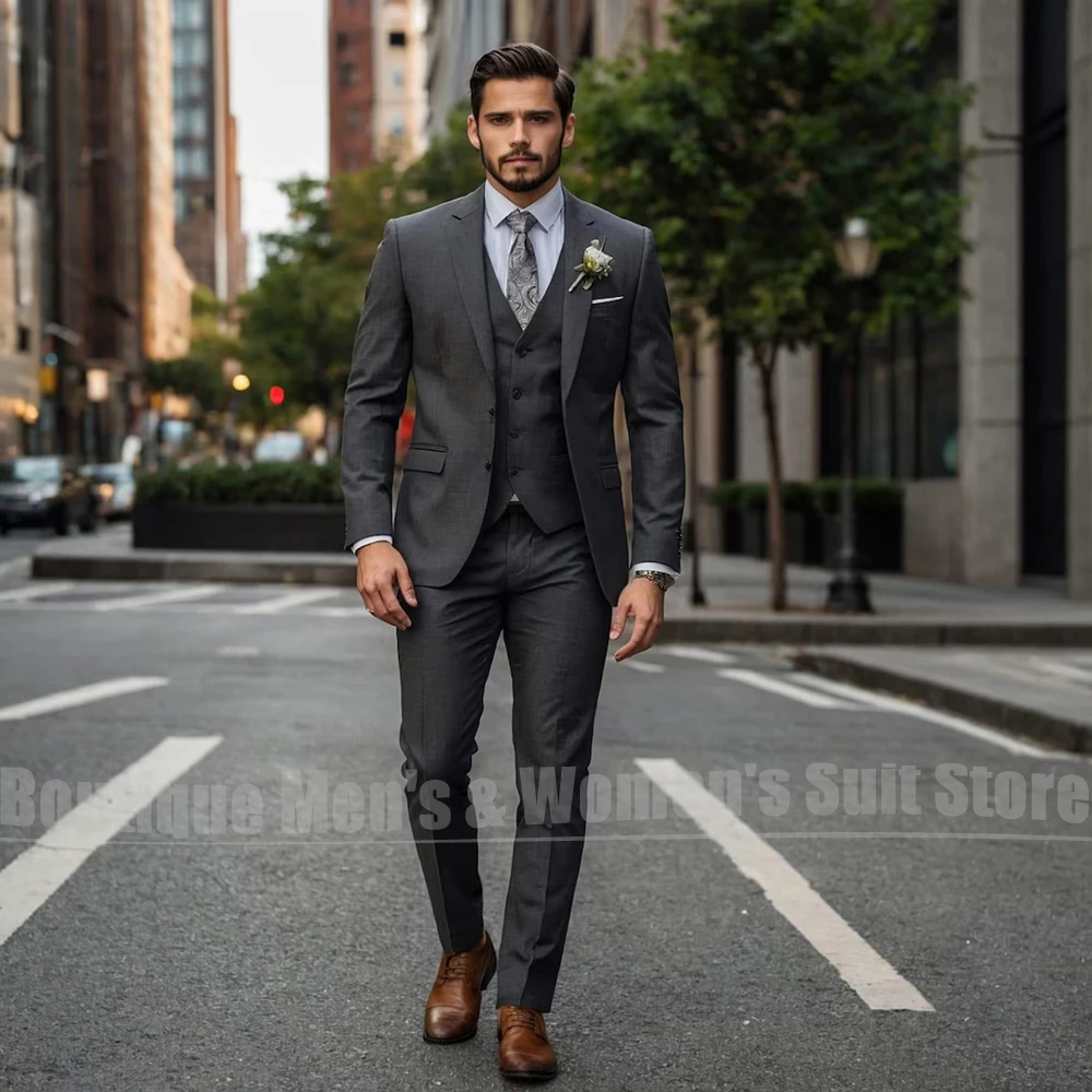 Luxury Dark Grey Men 3 Piece Suit Blazer Vest Pants Slim Fit Formal Wedding Groom Tuxedo Business Office Evening Party Suits