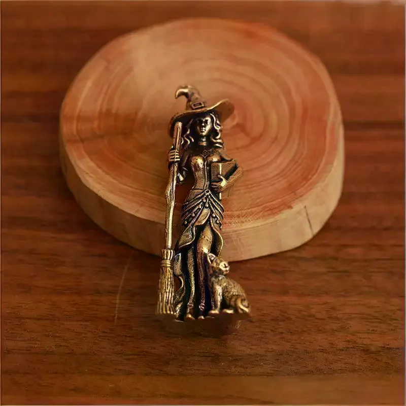 Brass Magic Moon Witch Mini Figurine Retro Metal Statue Desktop Ornament Home Decor Craft Accessory