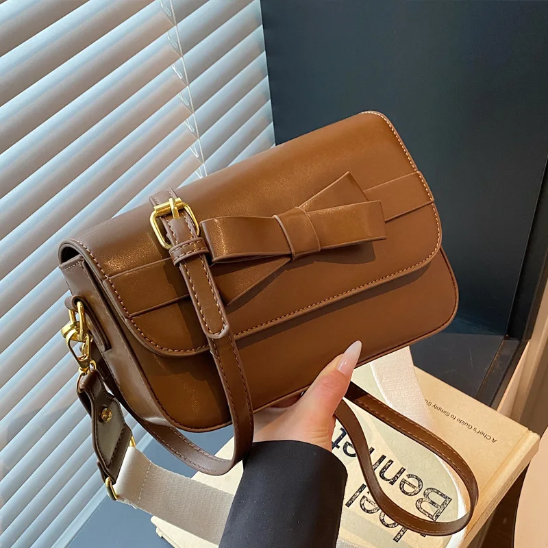 

2025 New Textured Mini Bow Bag for Women, Vintage Shoulder Crossbody Purse, Sophisticated Compact Handbag, Elegant & Versatile​