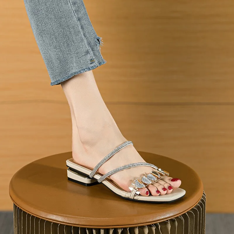 

Summer New Women Shoes Fashion Rhinestone Mueller Slippers For Woman Elegant Square Head Casual Shoe Designer Shoes Zapatos Muje