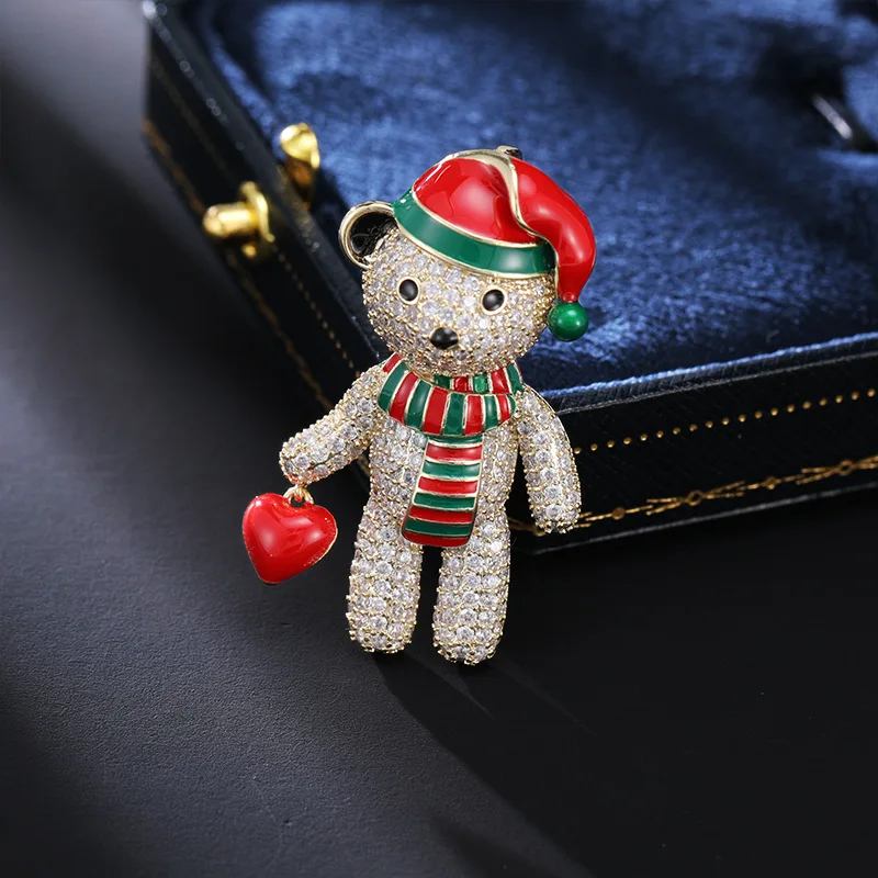 New fashionable and light luxury anti-exposure camellia small brooch with a niche design for a fixed brooch