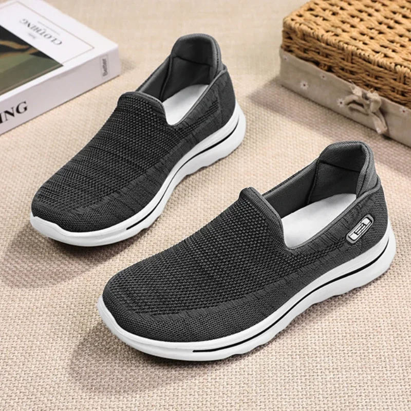 Zapatos Deportivos informales para hombre, zapatillas ligeras y duraderas con absorción de impacto, transpirables, sin correa