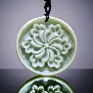 Natural Real Jade Flower Pendant Necklace Fashion Vintage Stone Chinese Designer Luxury Charm Gemstones Carved Jewelry Amulet