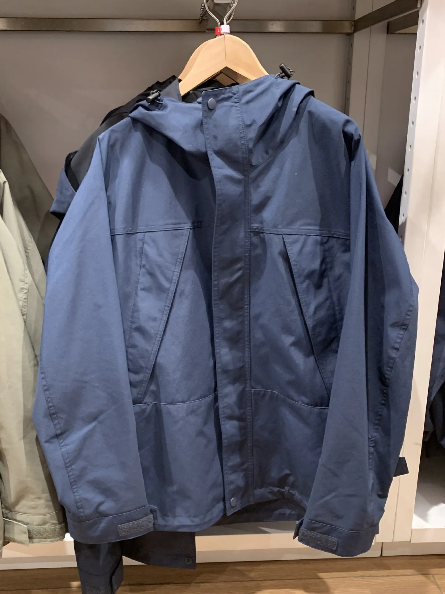 

Мужская демисезонная куртка с капюшоном для активного отдыха, повседневная, свободного кроя, из полиэстера, ветрозащитная, на молнии, модная, городская