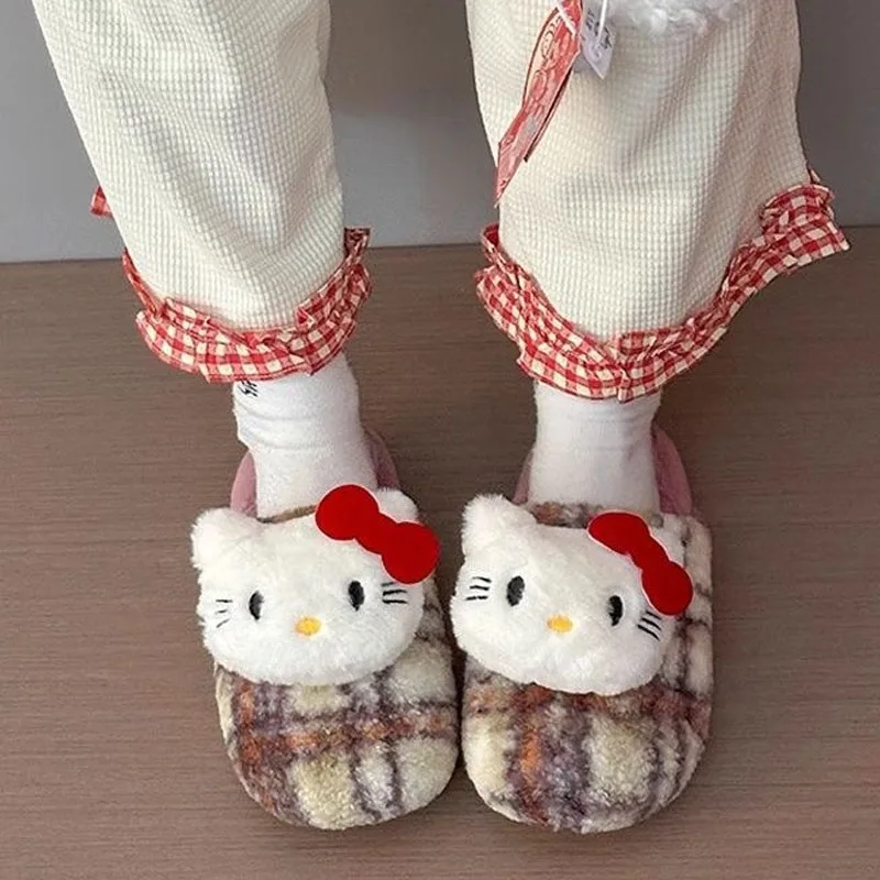 Pantofole in cotone Sanrio Hello Kitty cartone animato da donna carino inverno caldo scarpe di peluche scarpe in cotone Kawaii antiscivolo pantofole da casa regalo