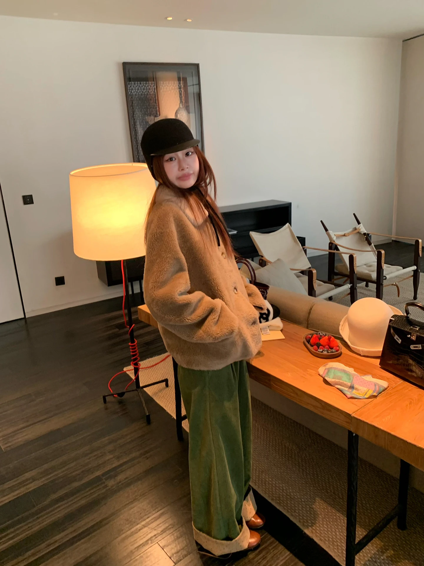 

Теплое шерстяное пальто с меховым воротником, осенне-зимняя верхняя одежда, длинное, средней длины, свободного кроя, молодежное женское пальто с капюшоном