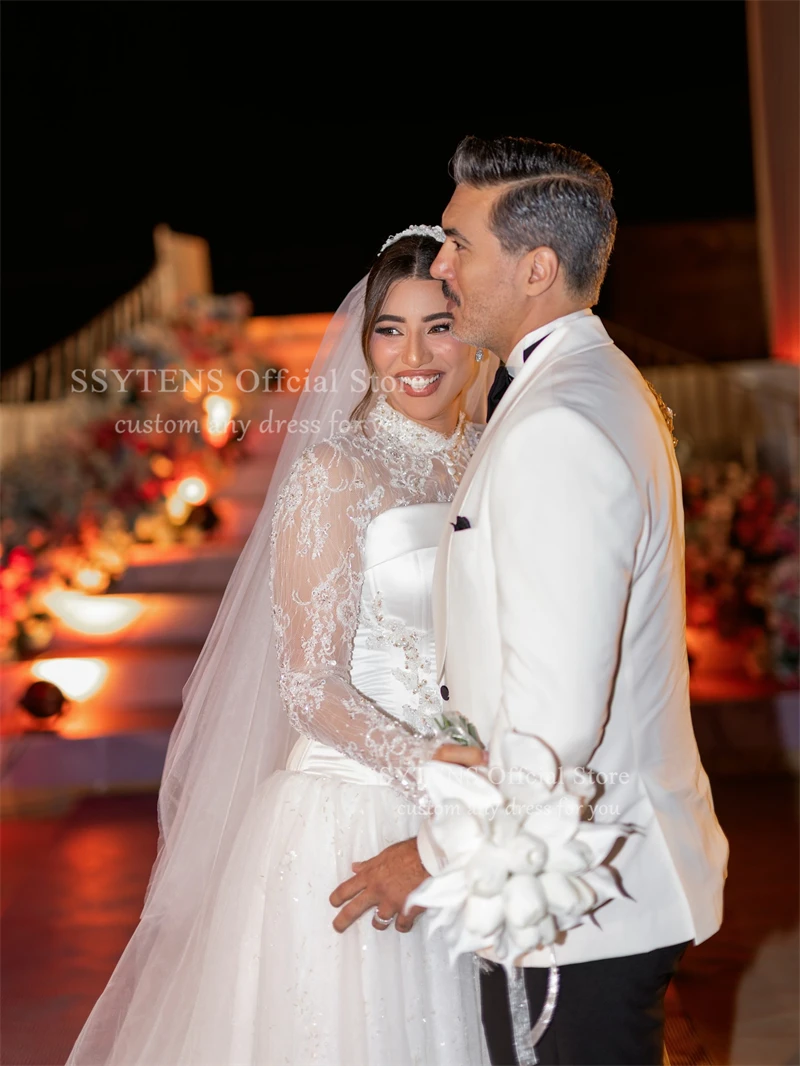 فساتين زفاف مدنية أنيقة من SSYTENS برقبة عالية على شكل حرف A زي العرائس مزينة بالترتر وفتحة جانبية فساتين عروس أنيقة حسب الطلب