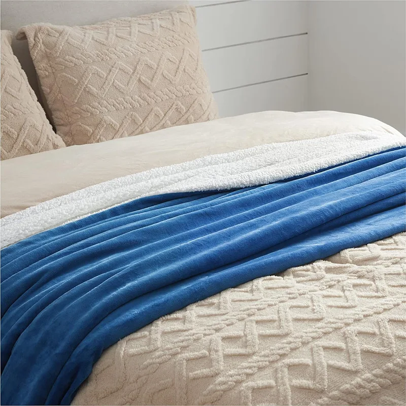 

Double-sided blanket lambswool blanket padded comfortable warm blanket