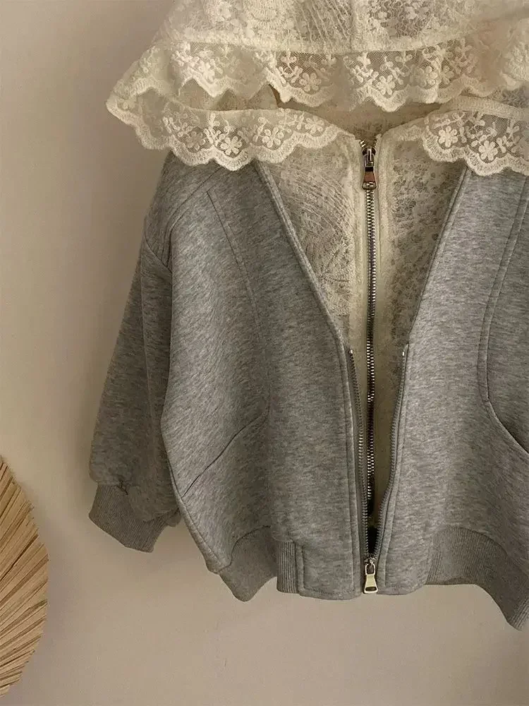 Koreanisches Mädchen-Set aus Spitzen-Cardigan mit Kapuze und Schürzenkleid – 2-teiliges Frühlingsoutfit für Babys und Kleinkinder, weiche, lässige Alltagskleidung – Detail 8