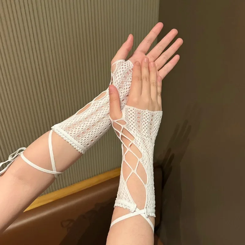 女性中空レース網タイツ手袋セクシーなロリータ Y2k アームスリーブ夏クロスストラップゴシックレースアップ手袋袖指なし薄型