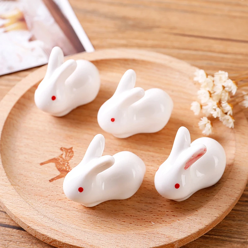 1Pc Cute Rabbit Ceramic Chopstick Holder Creative Spoon Fork Holder Stand Chopsticks Rack Pillow Kitchen Chopstick Rest Rack