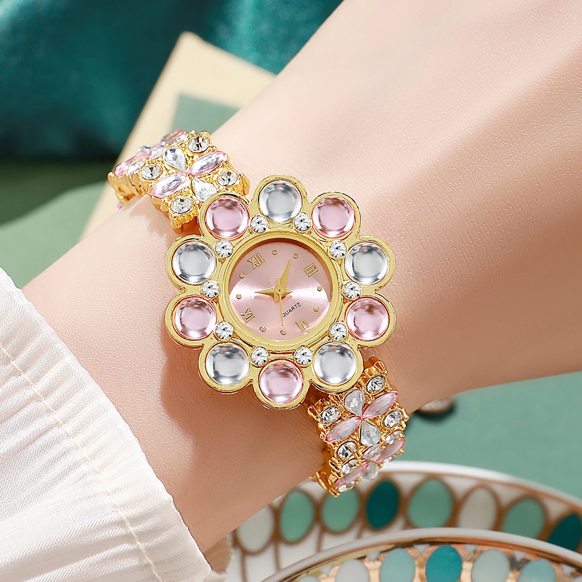 Luxury Rhinestone Women Watche - đánh giá và giá Luxury Watch Girl