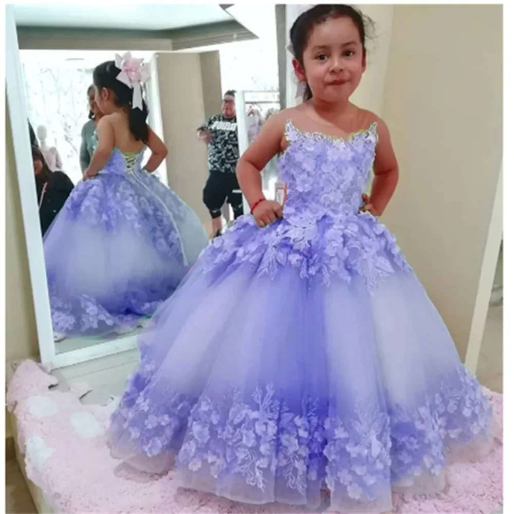 

Lovely Flower Girls Dresses for Party3D Floral Appliques Sheer Neck Princess Birthday Pageant Communion Gown